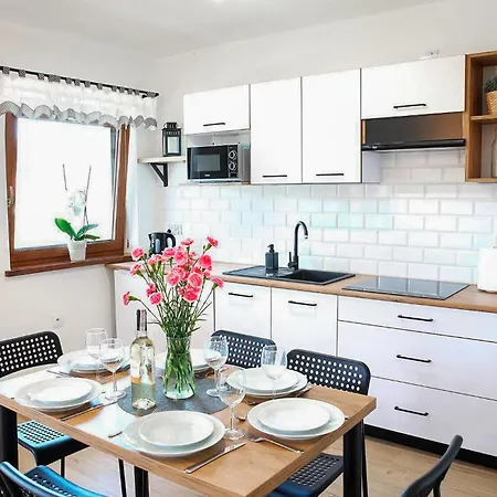 3 Bedroom Cozy In בית נופש