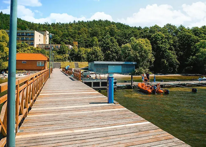 Дом отдыха 3 Bedroom Cozy In *